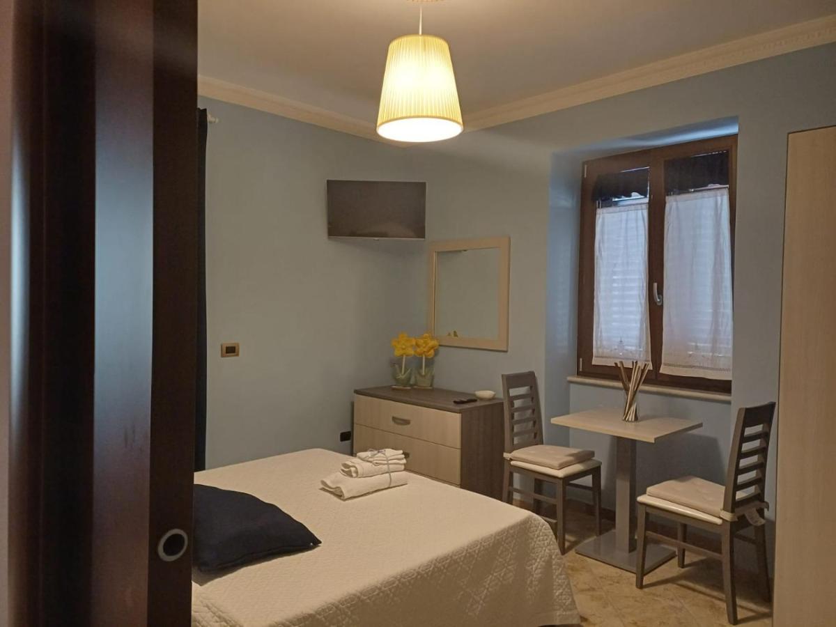 Core A Core Rooms Santo Stefano del Sole Ngoại thất bức ảnh